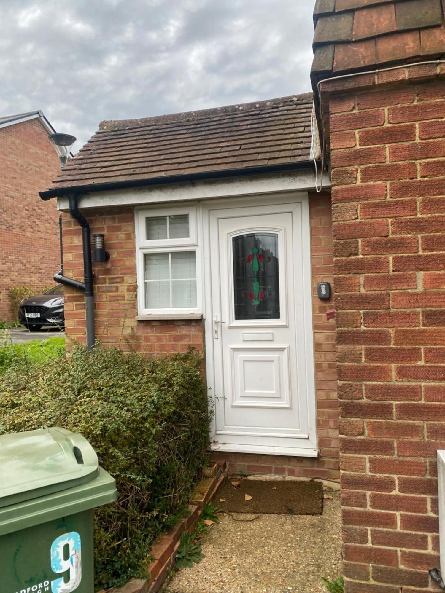 Cosy Apartment With Private Access And Kitchenette In Guildford (Adults Only) Worplesdon Exteriér fotografie